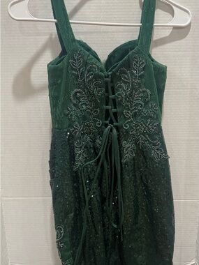 Amazon Dark Green Lace-Up Beaded Prom Dress